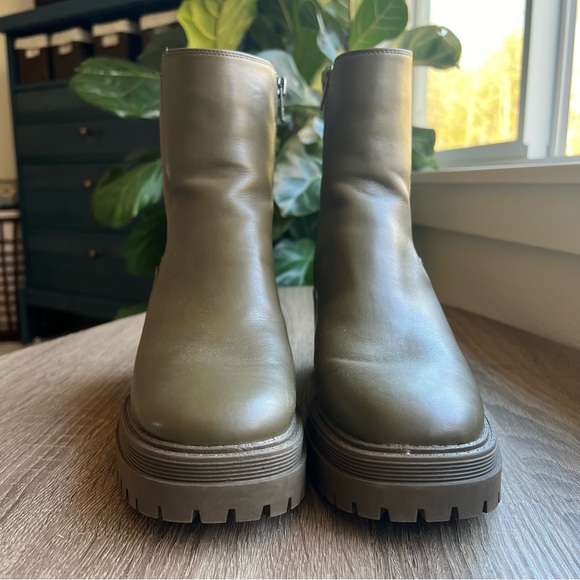 Sam & Libby boots - Picture 3 of 8